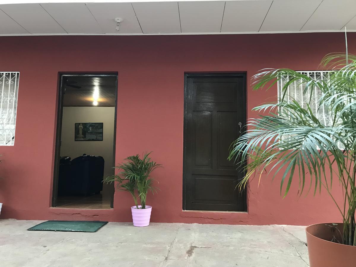 Hostal Augustos San Juan del Sur Extérieur photo
